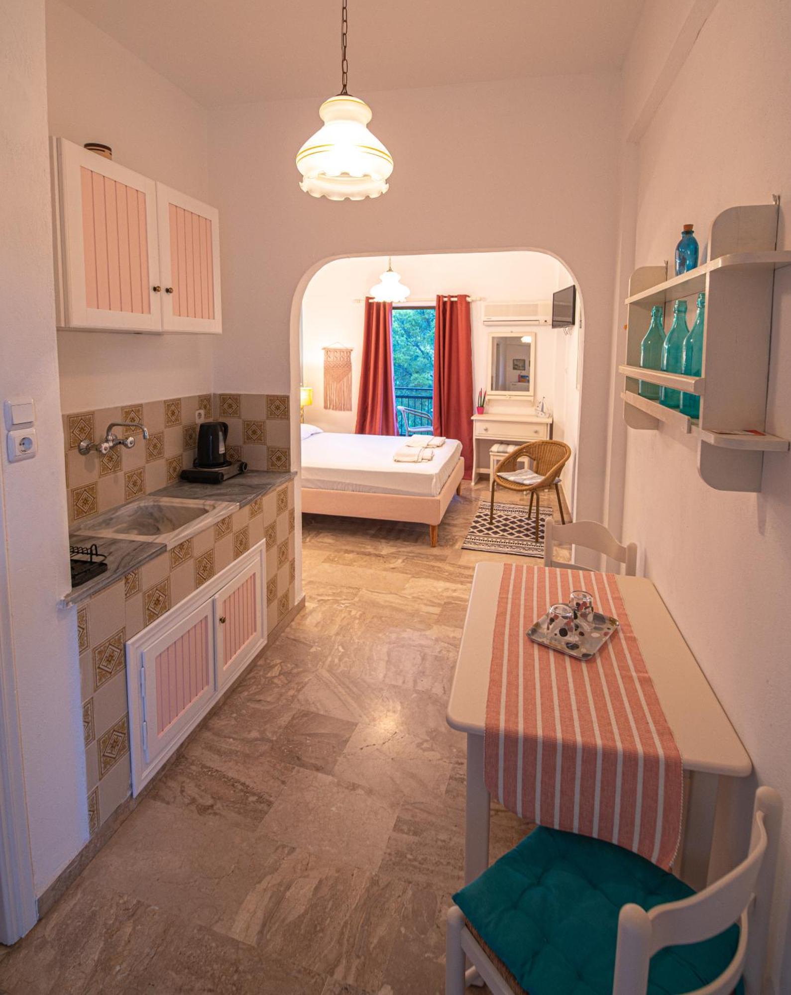 Stella Studios Poros Town Eksteriør billede